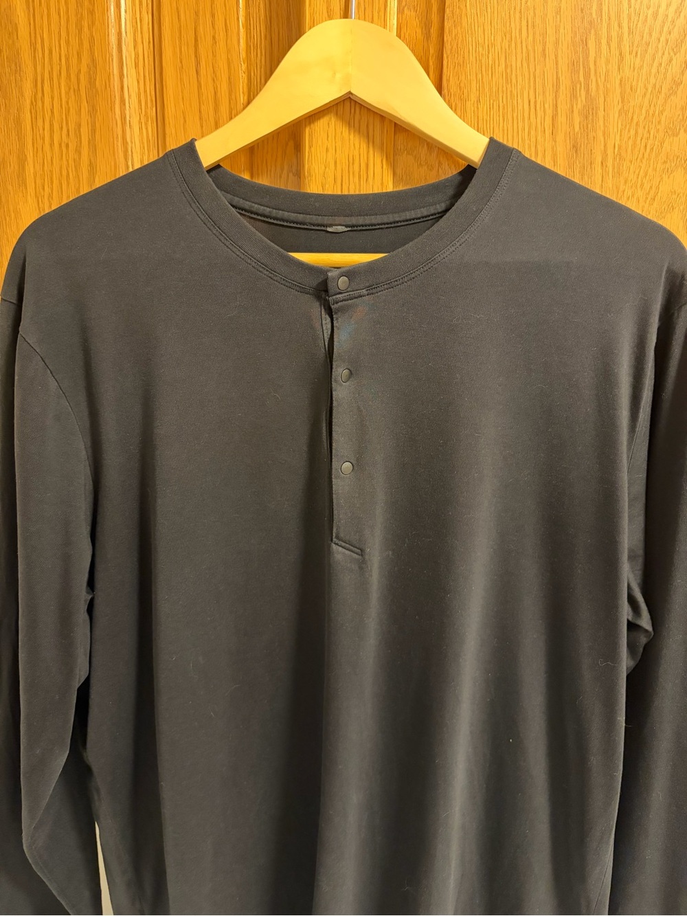 Lululemon men’s the fundamental long sleeve henley black large